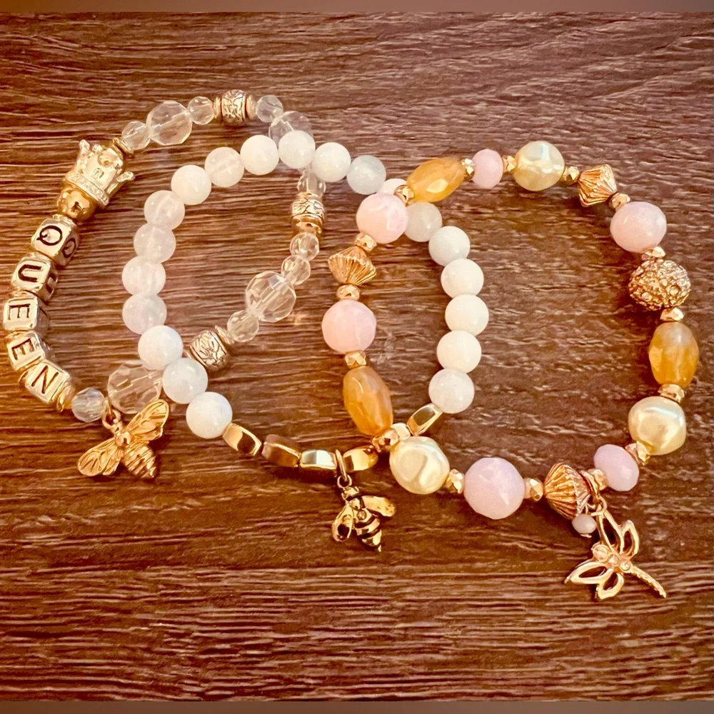 đAvon bracelets - Picture 6 of 10